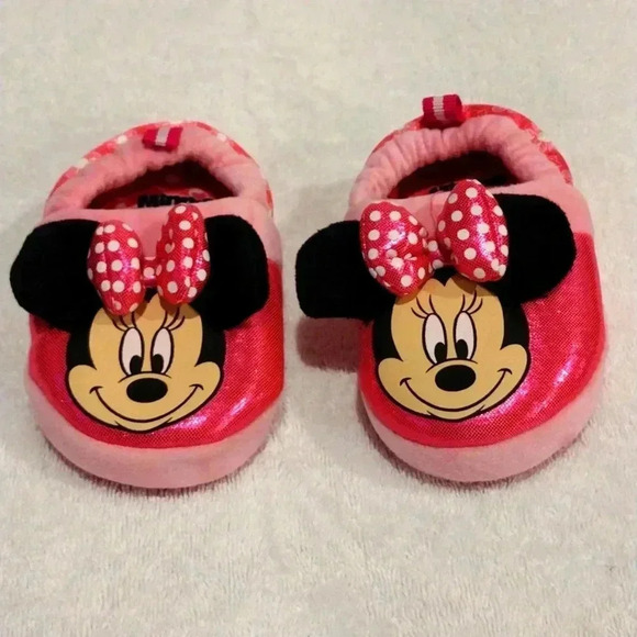 Disney Other - Minnie Mouse Pink Polka Dot Slippers NWOT